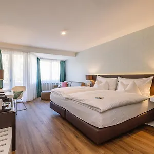 https://hotel-spalentor.hotelsbaselswitzerland.com
